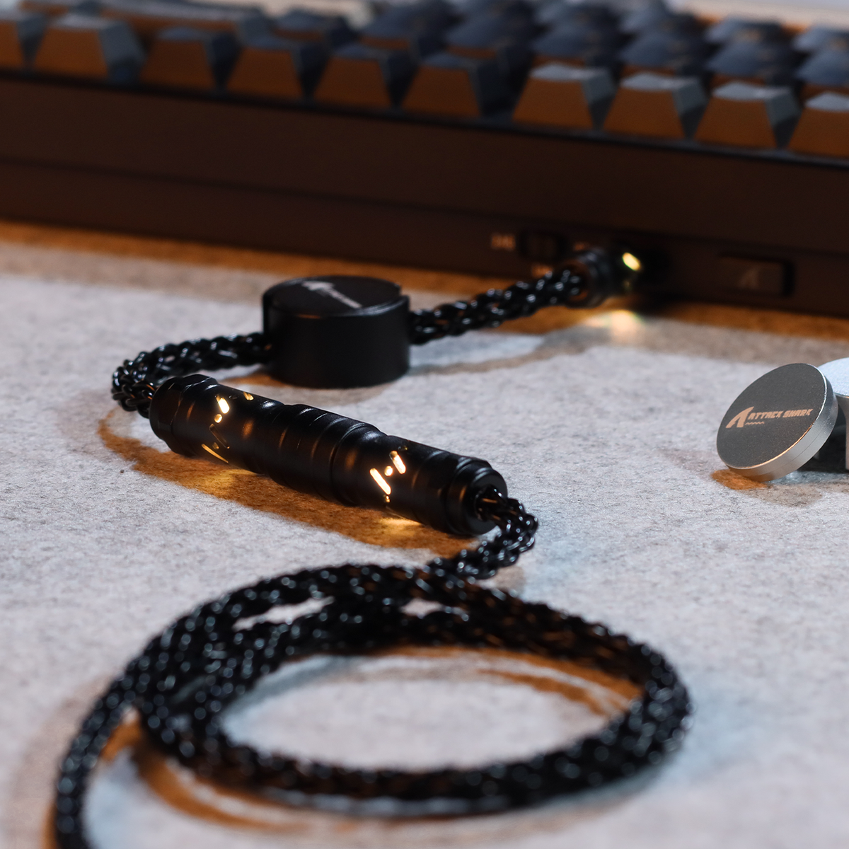 C07: Premium 8KHz RGB Aviator Cable for Gaming Keyboards